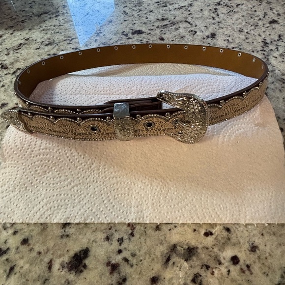 Cowgirl Angel Ranch youth ivory lace western wear leather belt size xl 14 16 - Picture 5 of 7